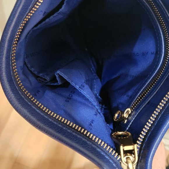 SOLD Marc by Marc Jacobs Cobalt Blue Leather Crossbody Bag with Gold Hardware - Picture 8 of 8